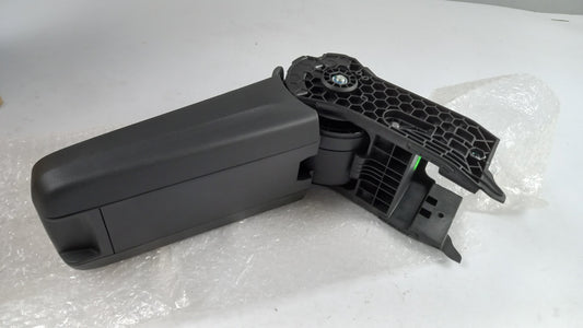 Original SKODA Fabia NJ Rapid SEAT Toledo KG Armlehne satinschwarz 6V08671749B9