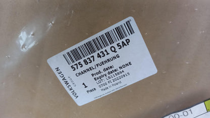 Original OE Volkswagen Fensterführungsschiene 575837431Q5AP