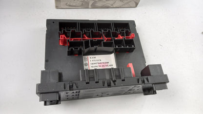 Original VW Golf V Touran I Bordnetzsteuergerät BCM 1K0937049MZ00