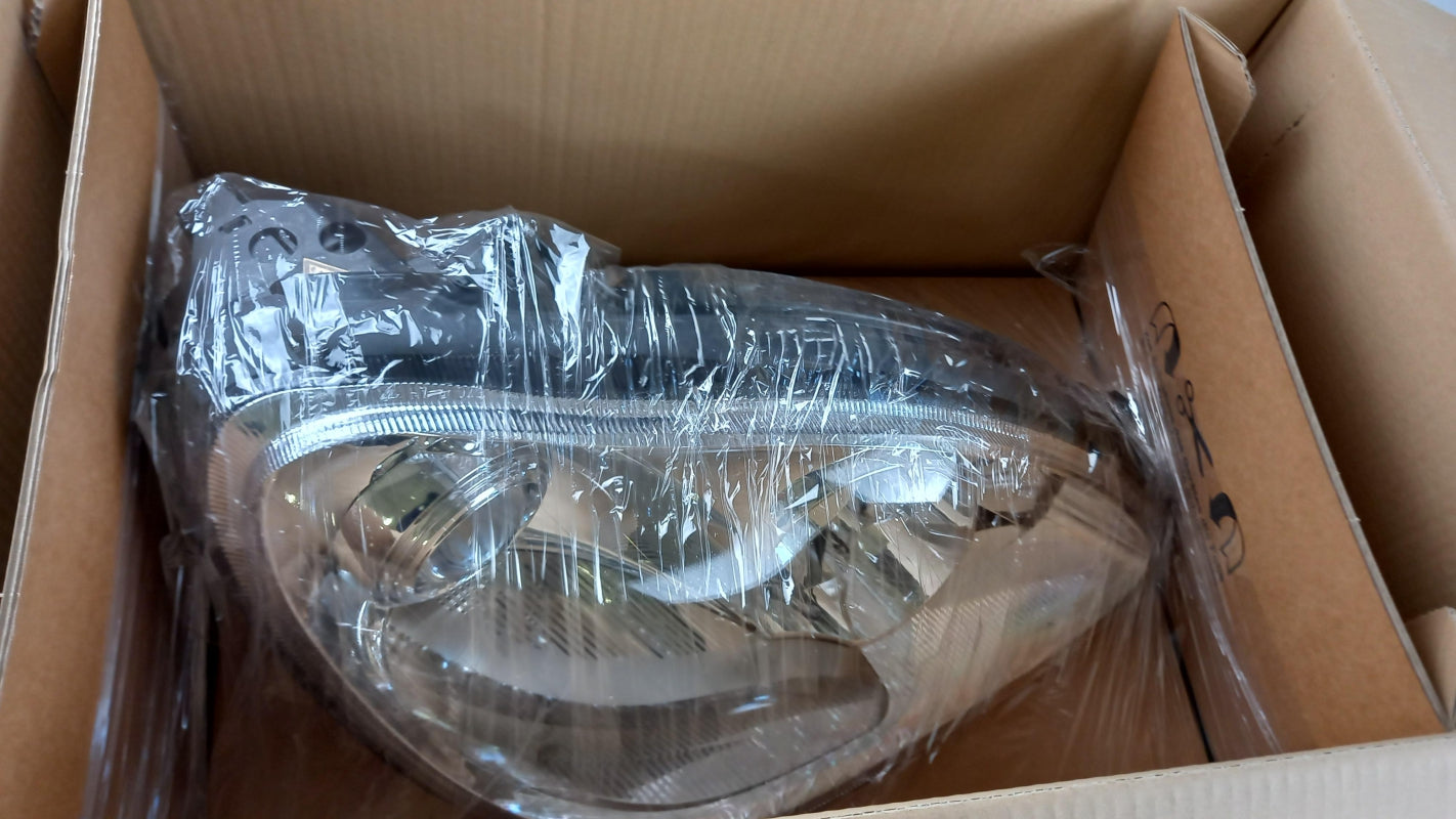 Original MERCEDES-BENZ S-klasse W220 V220 Scheinwerfer rechts A2208205061