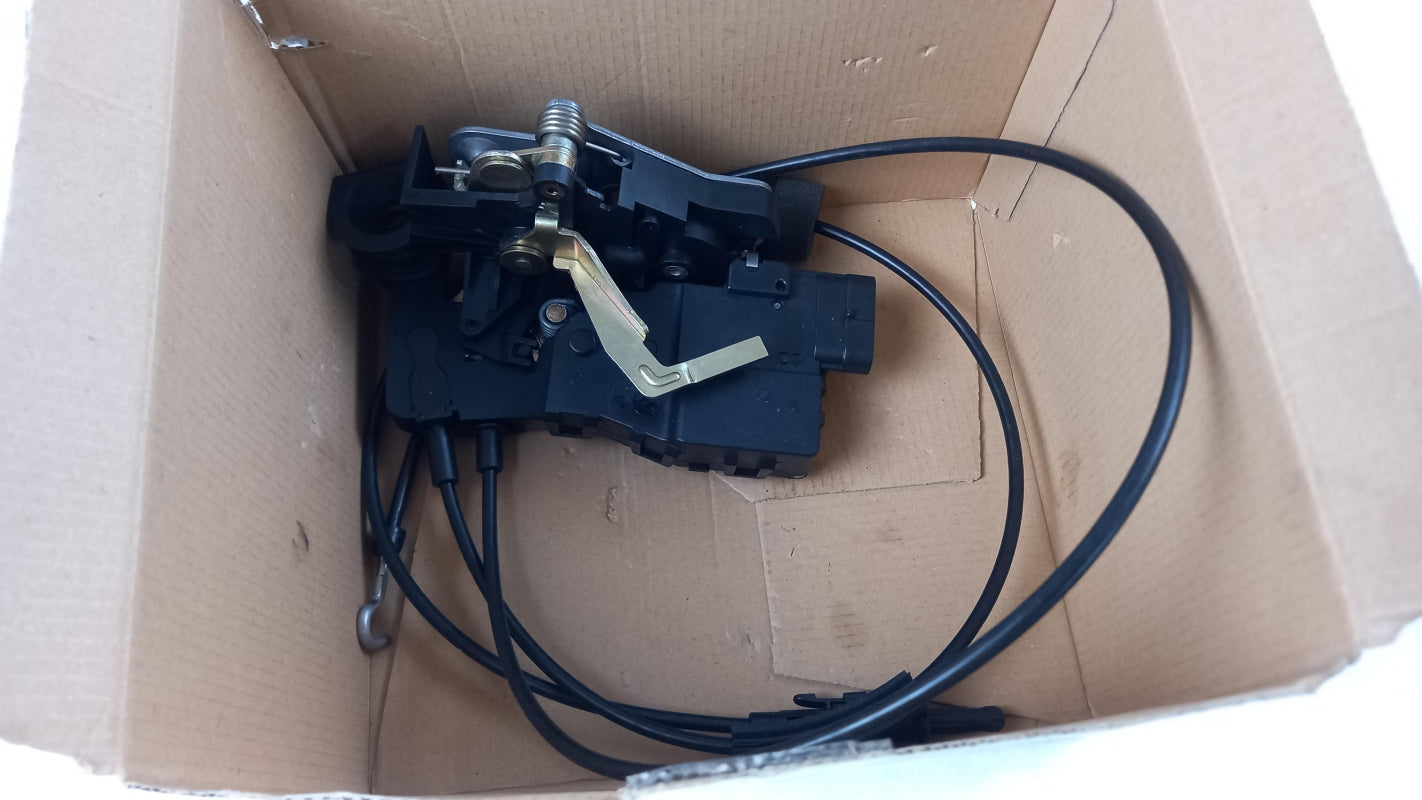 Original MERCEDES-BENZ ML W163 Türschloss hinten links A1637302735