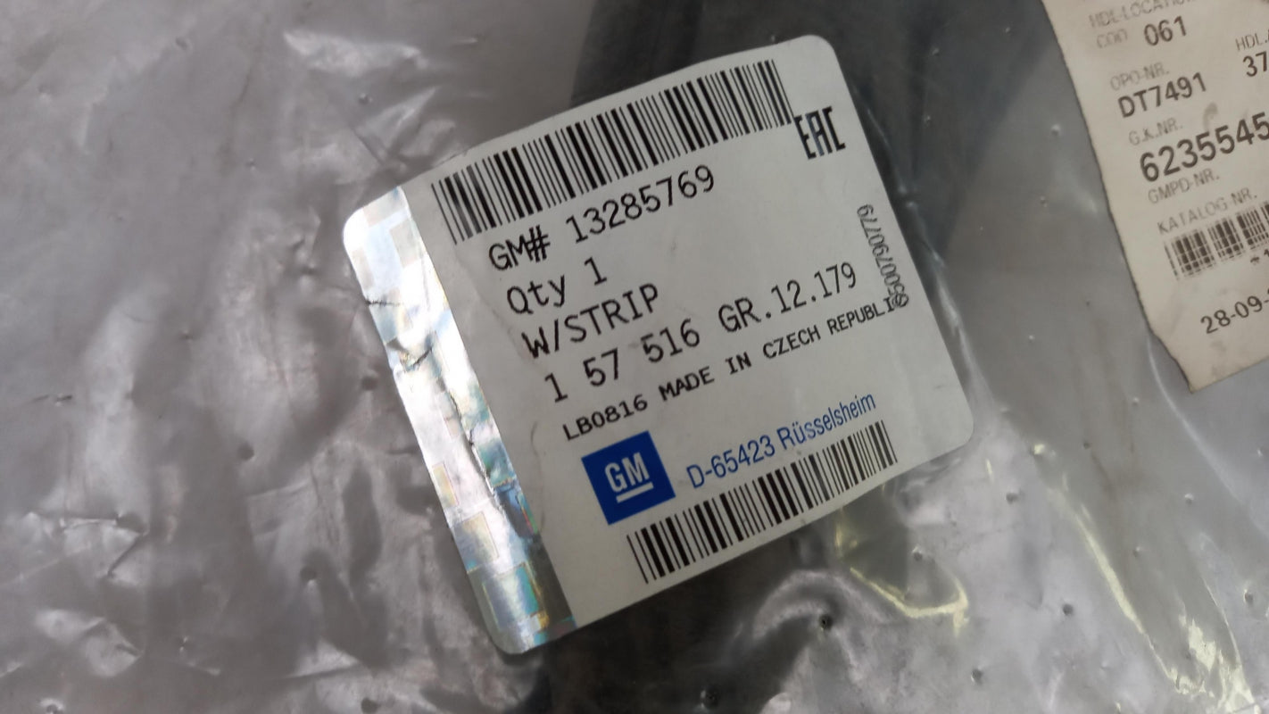 Original OE OPEL Heckklappen Dichtung 13285769