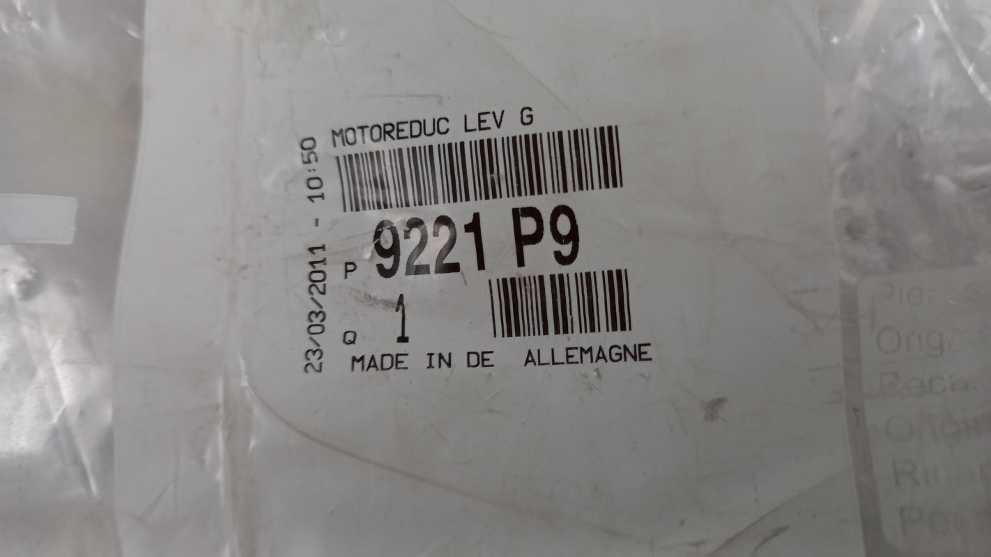 Original PEUGEOT 307 Fensterhebermotor vorne links 9221P9