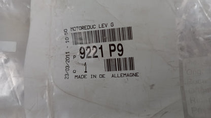 Original PEUGEOT 307 Fensterhebermotor vorne links 9221P9