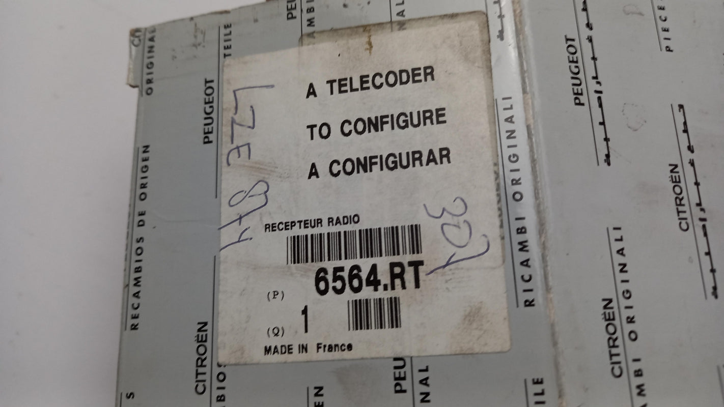 Original OE Peugeot Multimedia Haupteinheit 6564RT