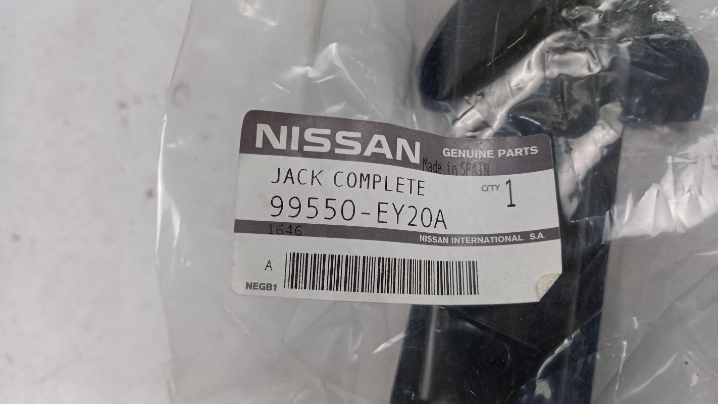 Original NISSAN Qashqai '06-'20 Wagenheber (Jack) ohne Kurbel 99550EY20A