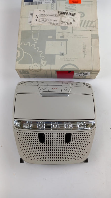 Original MERCEDES-BENZ C-klasse W205 GLC X253 Innenleuchte A00090088067H52