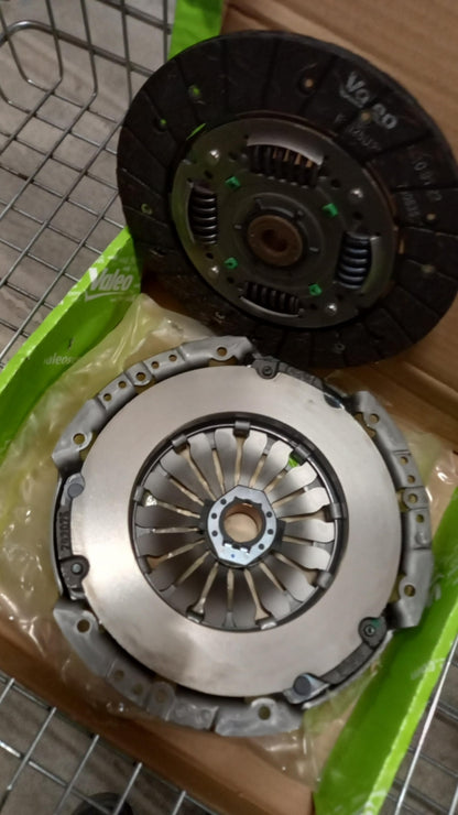 VALEO Kupplungssatz 826522