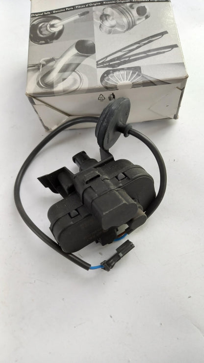 Original OE Volkswagen Verriegelung Tankklappe 3T0810773A