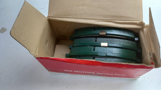 Original HYUNDAI I30 JD KIA Ceed ED Bremsbeläge vorne 581011HA00