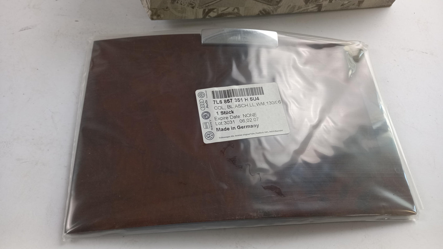 Original VW Touareg 7L Mittelkonsole Blende walnuß vorne 7L6857351H5U4