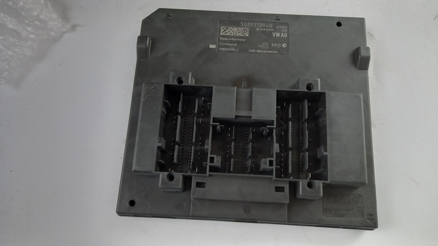 Original AUDI A3 8V SKODA Octavia 5E Komfortsteuergerät BCM 5Q0937084N