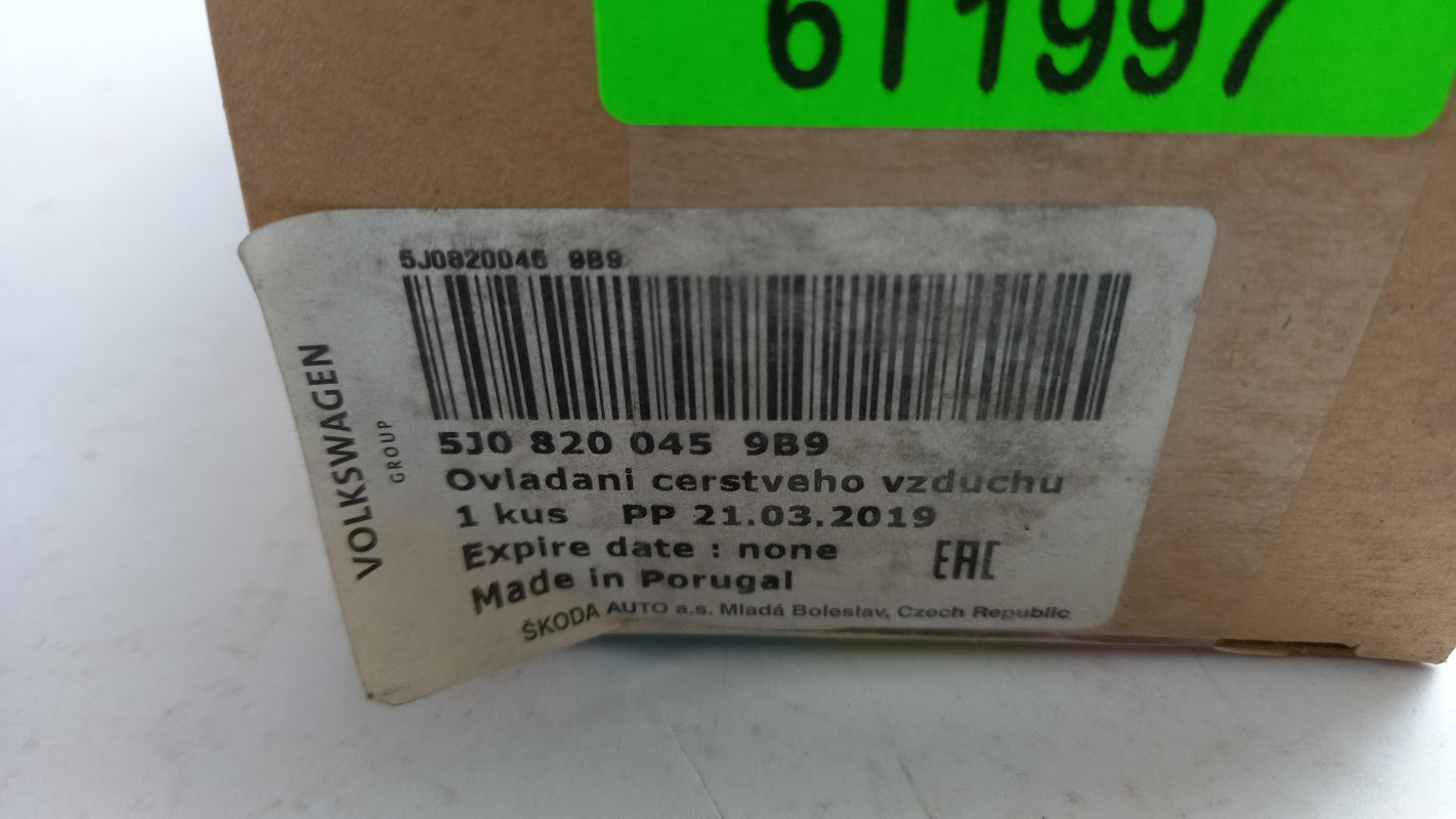 Original SKODA Fabia II Roomster Heizungsbetätigung satinschwarz 5J08200459B9