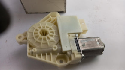 Original SKODA Rapid NH SEAT Toledo KG Fensterhebermotor hinten recht 5JA959812F