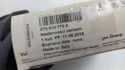 Original OE Volkswagen Verriegelung Tankklappe 3T0810773A