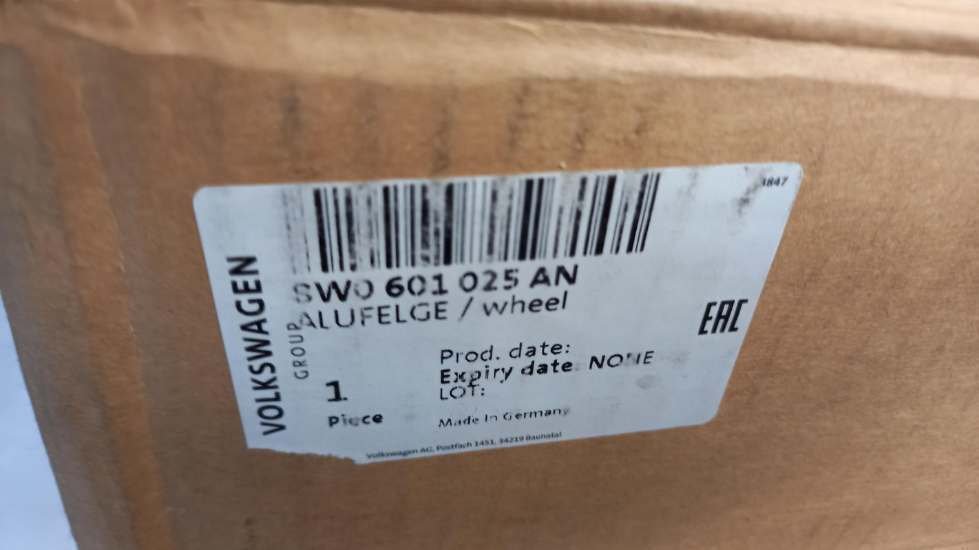 Original OE Volkswagen Felge 8W0601025AN