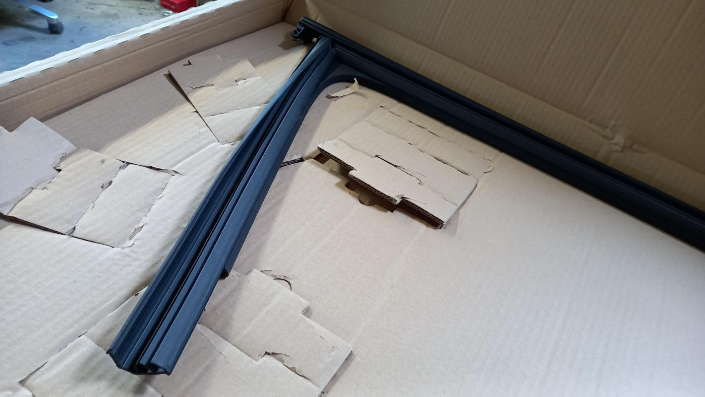 Original OE Volkswagen Fensterführungsschiene 3V0837432AA5AP