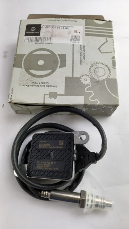 Original OE MERCEDES-BENZ Lambdasonde A000905831164