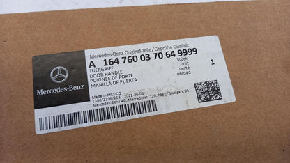 Original OE MERCEDES-BENZ Türgriff A1647600370649999