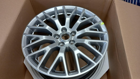 Original FORD Mustang R19 9 x 19" Felge 5330488