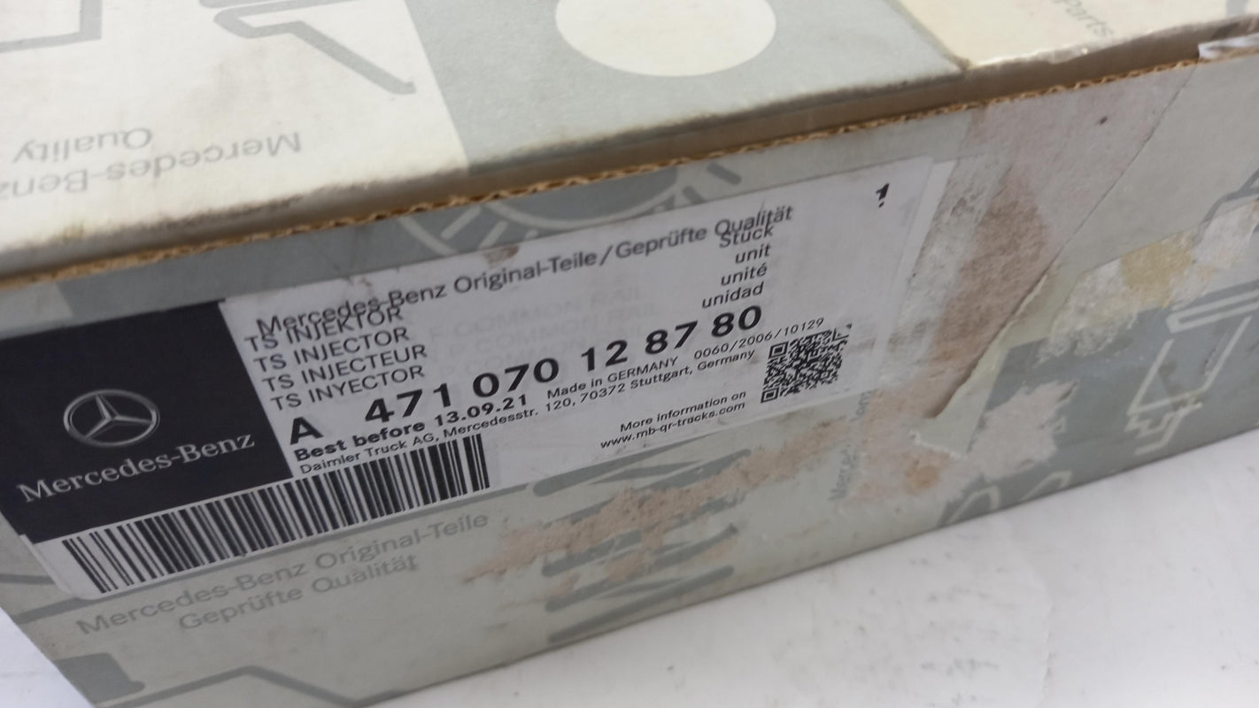 Original MERCEDES-BENZ Actros 963 OM 471 LA Injektor A471070128780