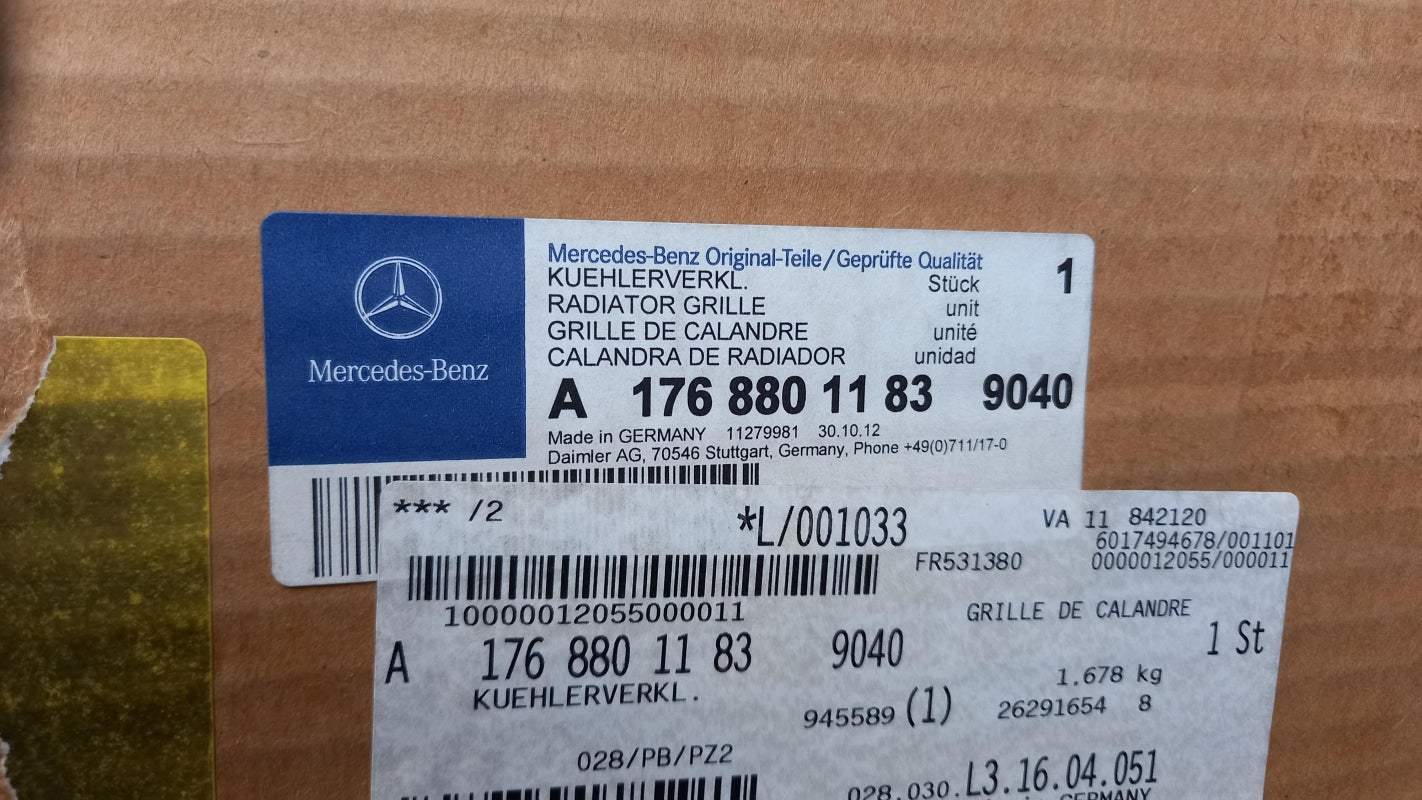 Original OE MERCEDES-BENZ Kühlergitter A17688011839040