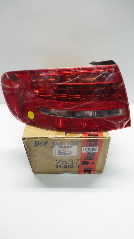 Original AUDI A4 (8K) Avant LED-Schlussleuchte Heckleuchte Links 8K9945095B