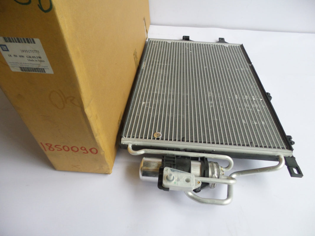 Original OPEL Corsa-C (2001-2011) Klimakondensator Klimaanlage 93175775