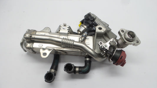 Original BMW X3 G01 X4 G02 5' G30 G31 6' G32 7' G11 G12 AGR Kühler 11718570655