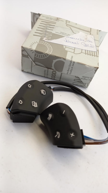 Original OE MERCEDES-BENZ Lenkradschalter A9438210051649B51