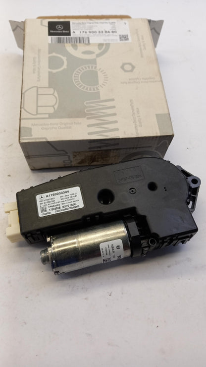 Original OE MERCEDES-BENZ Elektromotor A176900330480