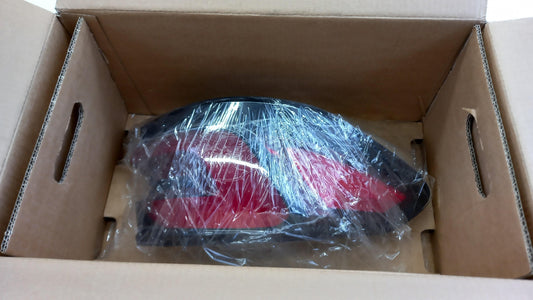 Original OE BMW Heckleuchte 63218493825