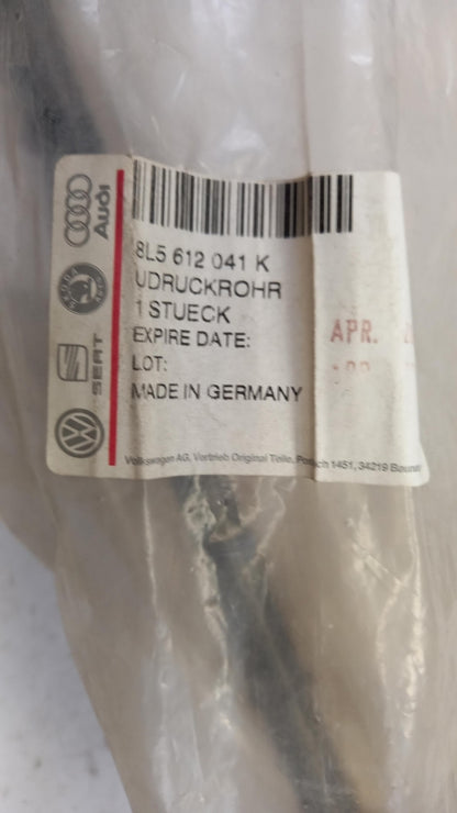 Original OE Volkswagen Bremsschlauch 8L5612041K