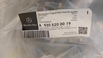Original MERCEDES-BENZ Actros 2/3/4 Kotflügel links A9305200019