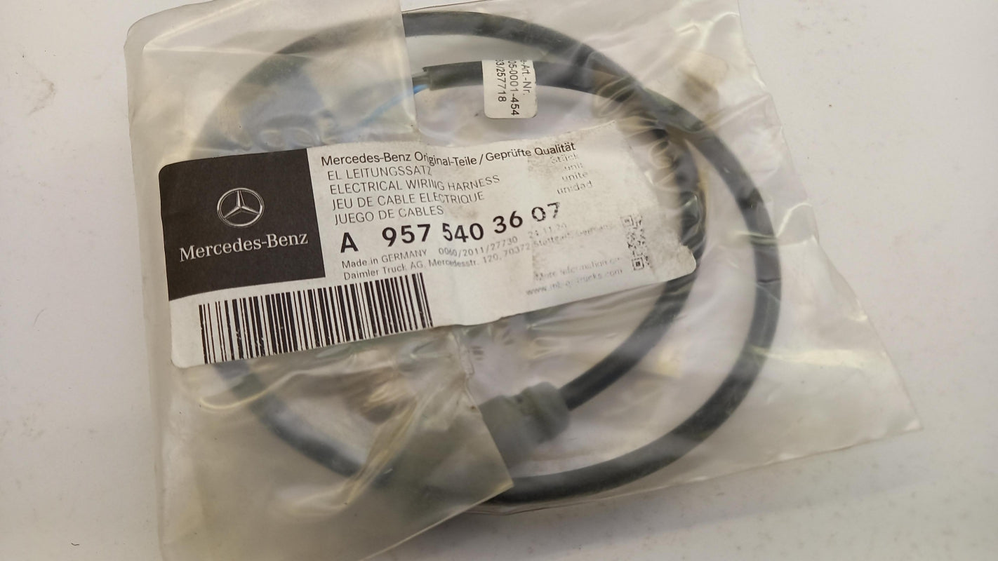Original OE MERCEDES-BENZ Kabelbaum A9575403607
