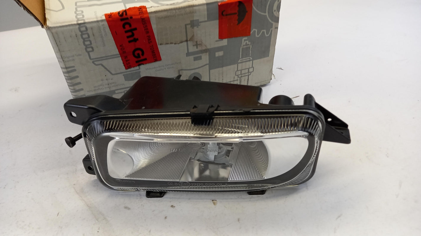 Original OE MERCEDES-BENZ Nebelscheinwerfer A9438200056
