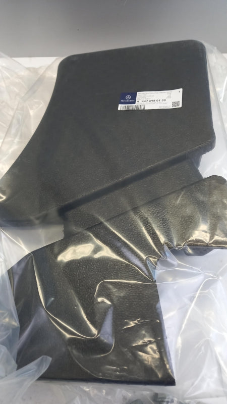 Original MERCEDES-BENZ W447 Anhängerkupplung Befestigungsteile-Satz A4473100100