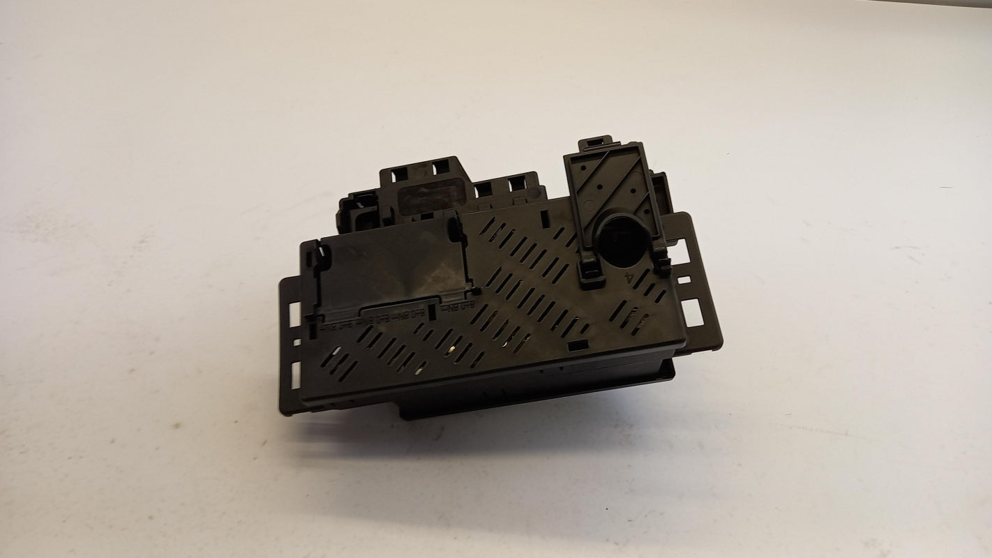Original OE MERCEDES-BENZ Sicherungskasten A1675400943
