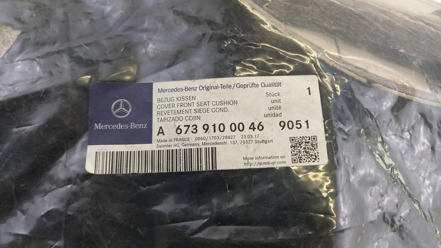 Original OE MERCEDES-BENZ Sitzbezug A67391000469051