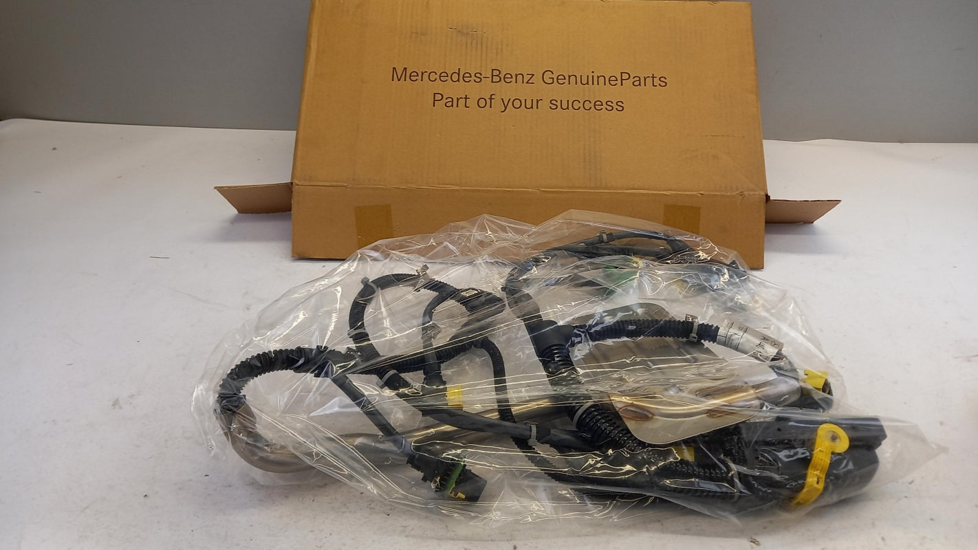 Original OE MERCEDES-BENZ A9614401568