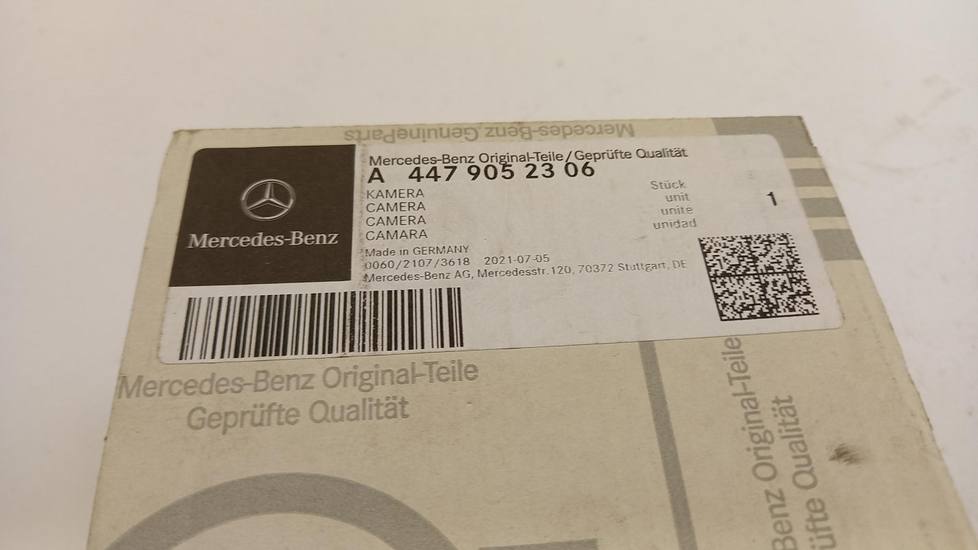 Original OE MERCEDES-BENZ Rückfahrkamera A4479052306