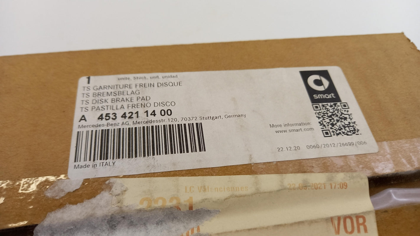 Original OE MERCEDES-BENZ Bremsbeläge A4534211400