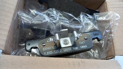 Original OE MERCEDES-BENZ Bremsbeläge A4534211400