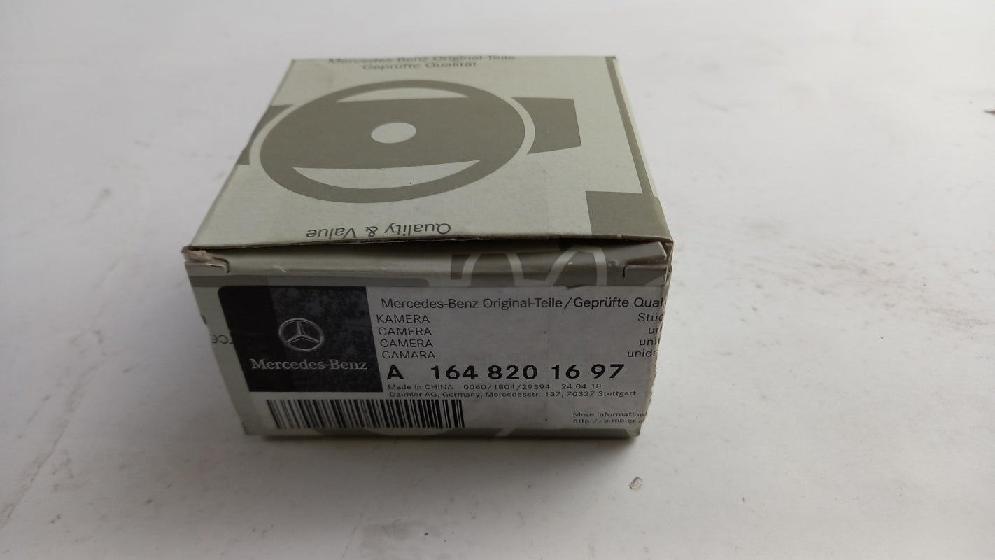 Original MERCEDES-BENZ ML-Klasse W164 Rückfahrkamera A1648201697