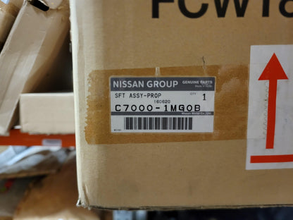 Original OE NISSAN Infiniti Kardanwelle C70001MG0B