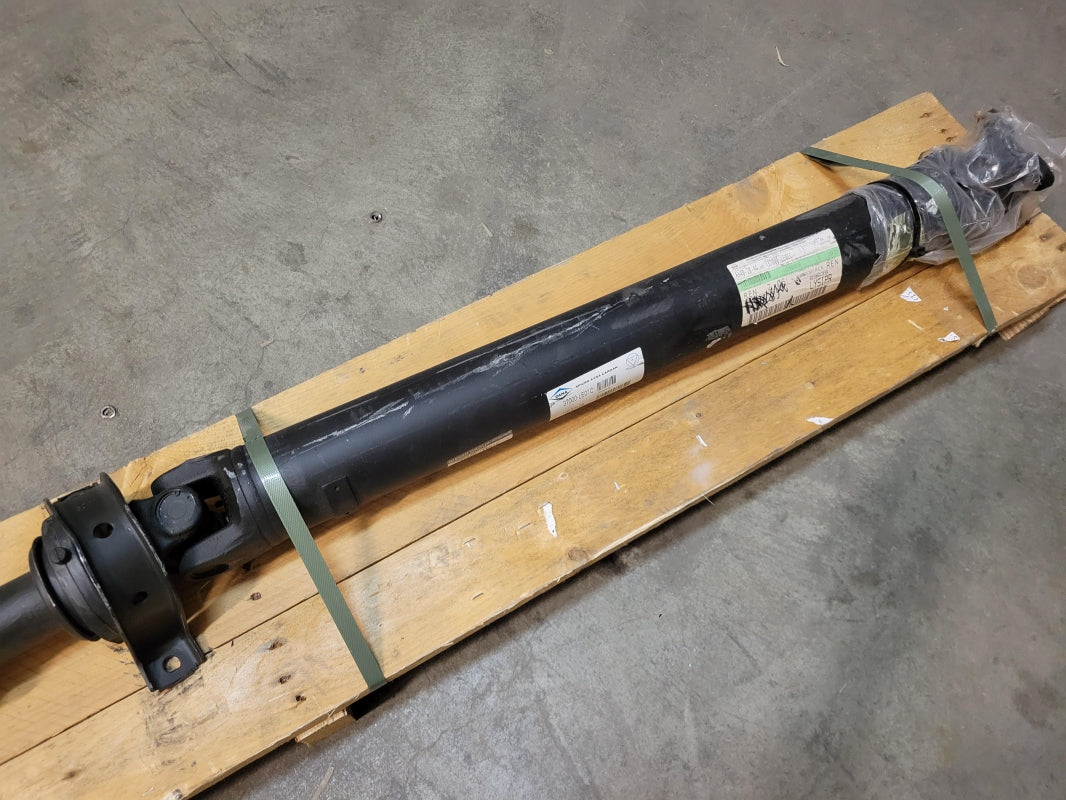 Original OE NISSAN cardan shaft 37000LE01C 