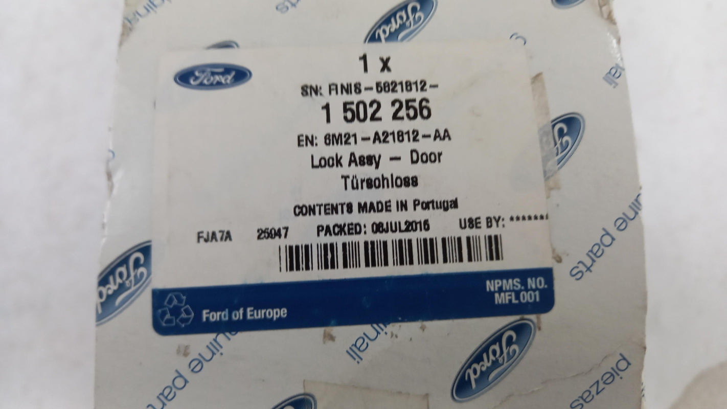 Original OE FORD Türschloss 1502256