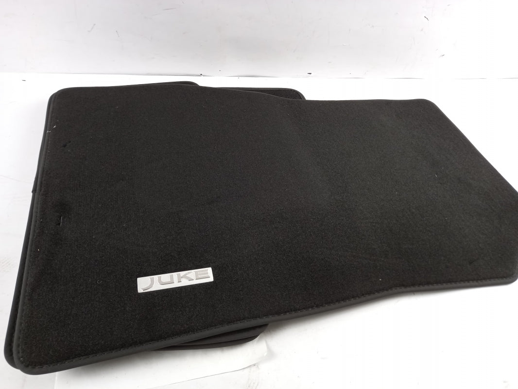 Original NISSAN Juke (F16) Fußmattensatz Luxury Schwarz KE7456P080