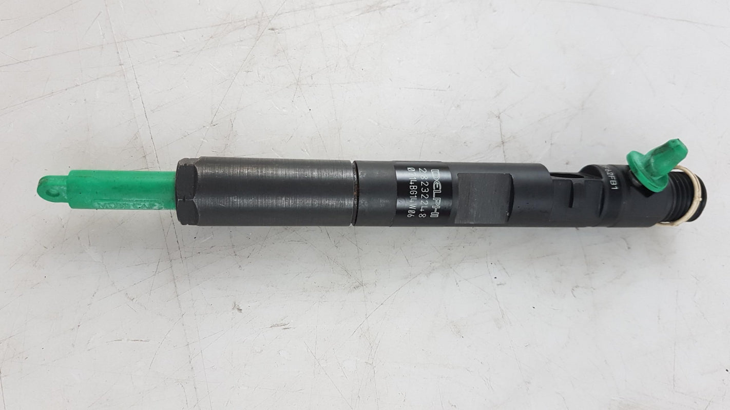 Original OE RENAULT Injektor 7711497153