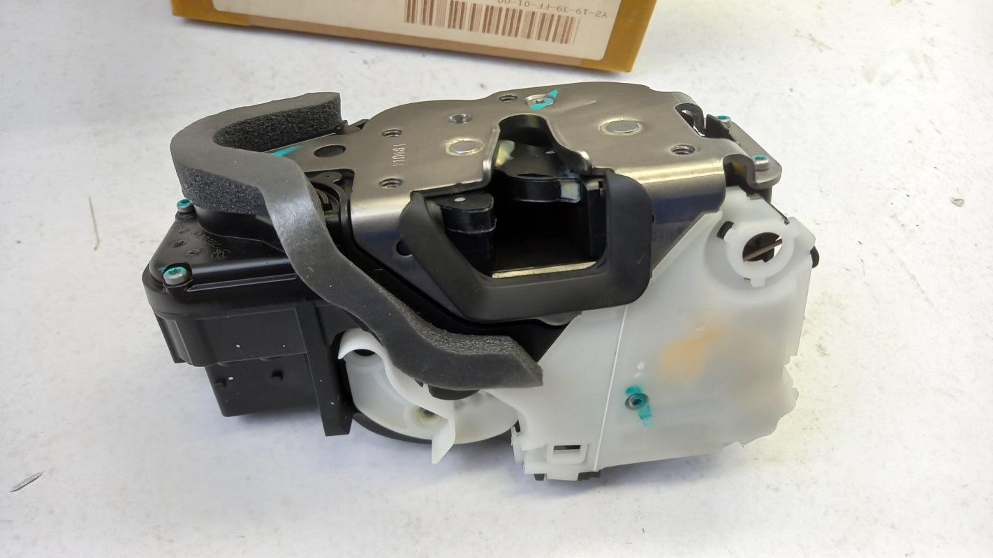 Original OE OPEL Türschloss 13579554